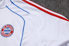 Bayern White/Gray Tracksuit Half-Zip 25/26
