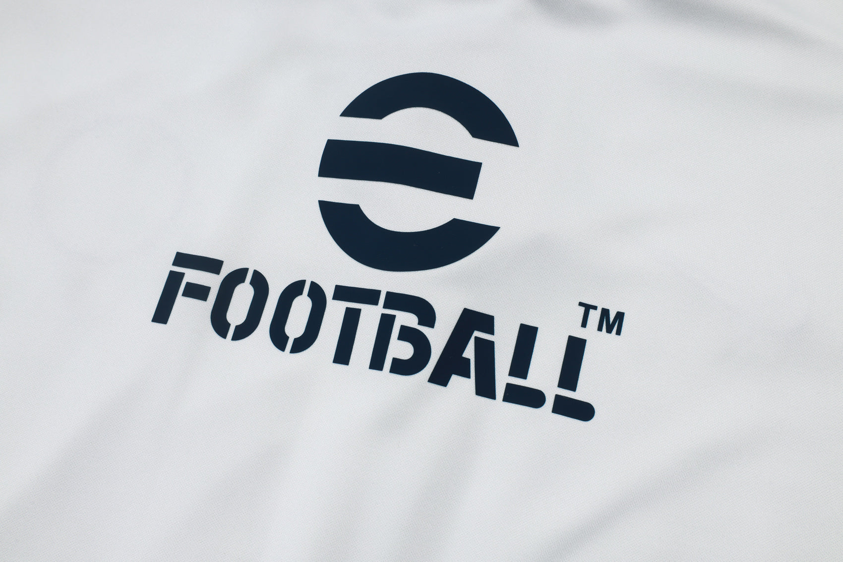 Inter Milan White/Blue Tracksuit Full-Zip 25/26