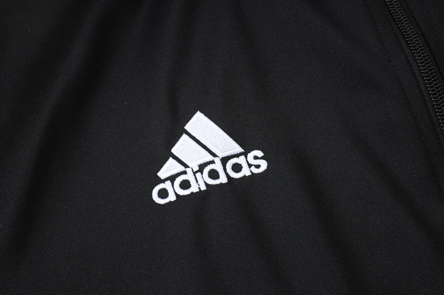 Real Madrid Black Tracksuit Full-Zip 25/26