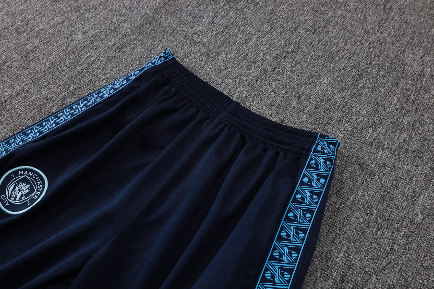 Manchester City Light/Dark Blue Tracksuit Full-Zip 25/26