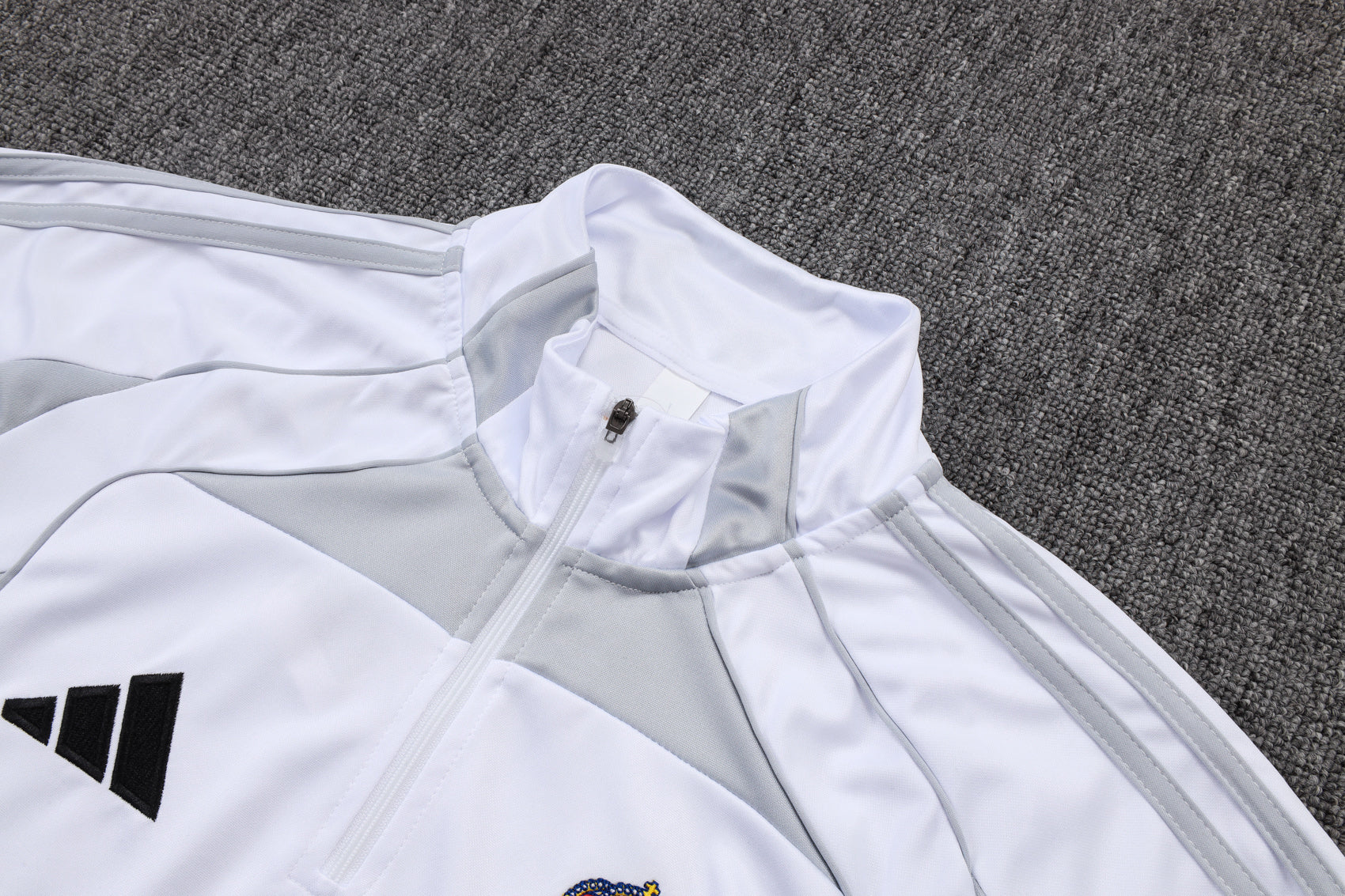 Real Madrid White/Gray Tracksuit Half-Zip 25/26